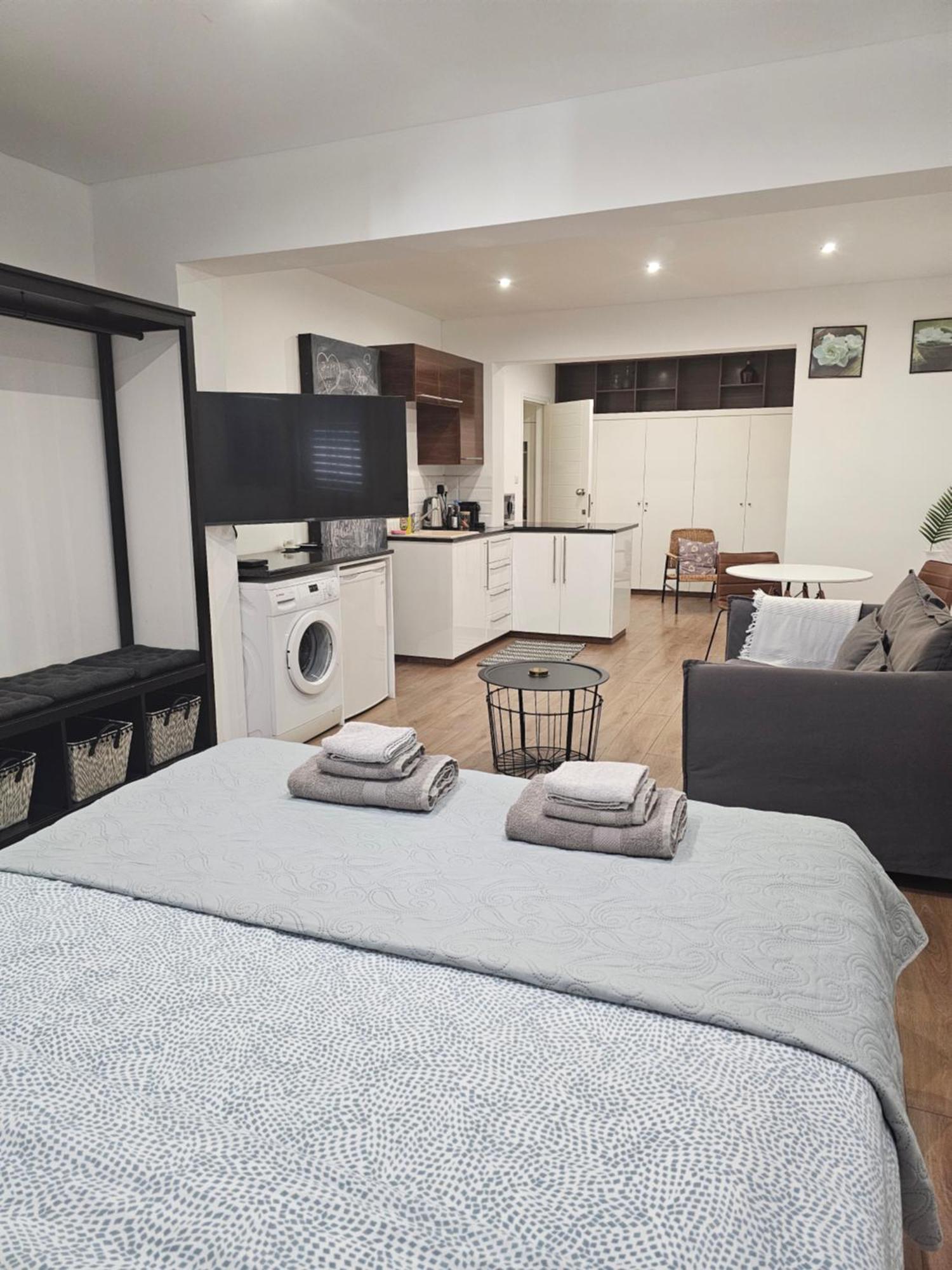 City Center Apartments Paphos Extérieur photo