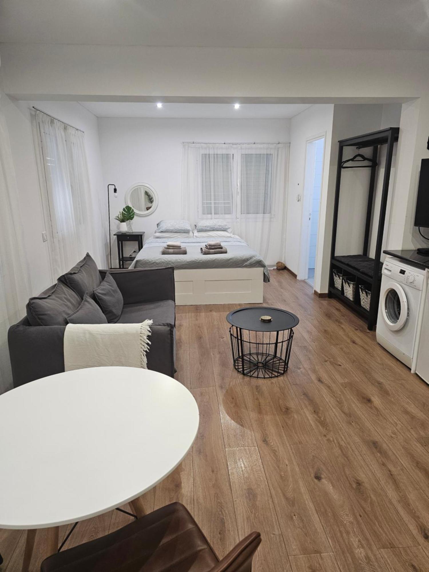 City Center Apartments Paphos Extérieur photo