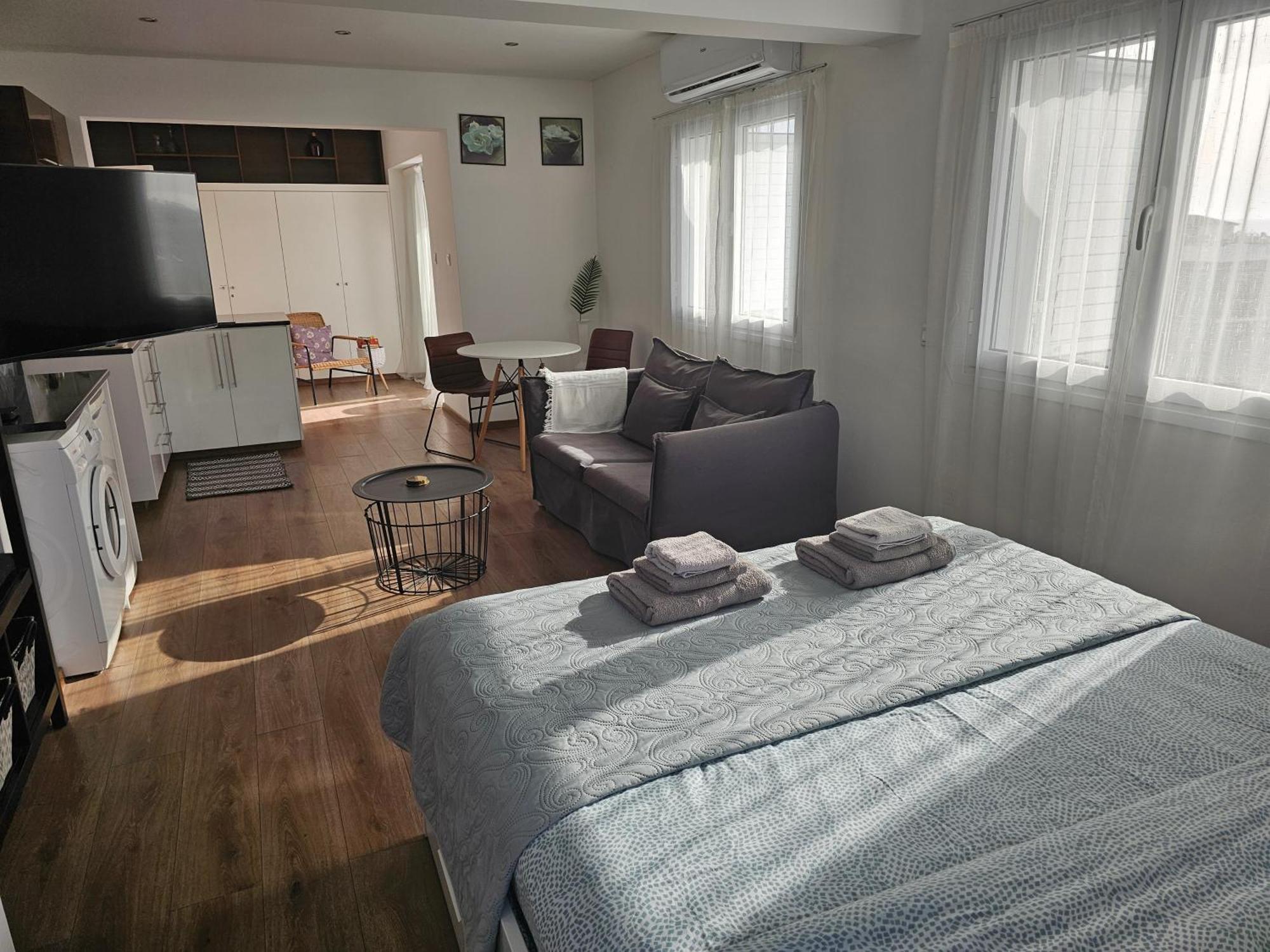 City Center Apartments Paphos Extérieur photo