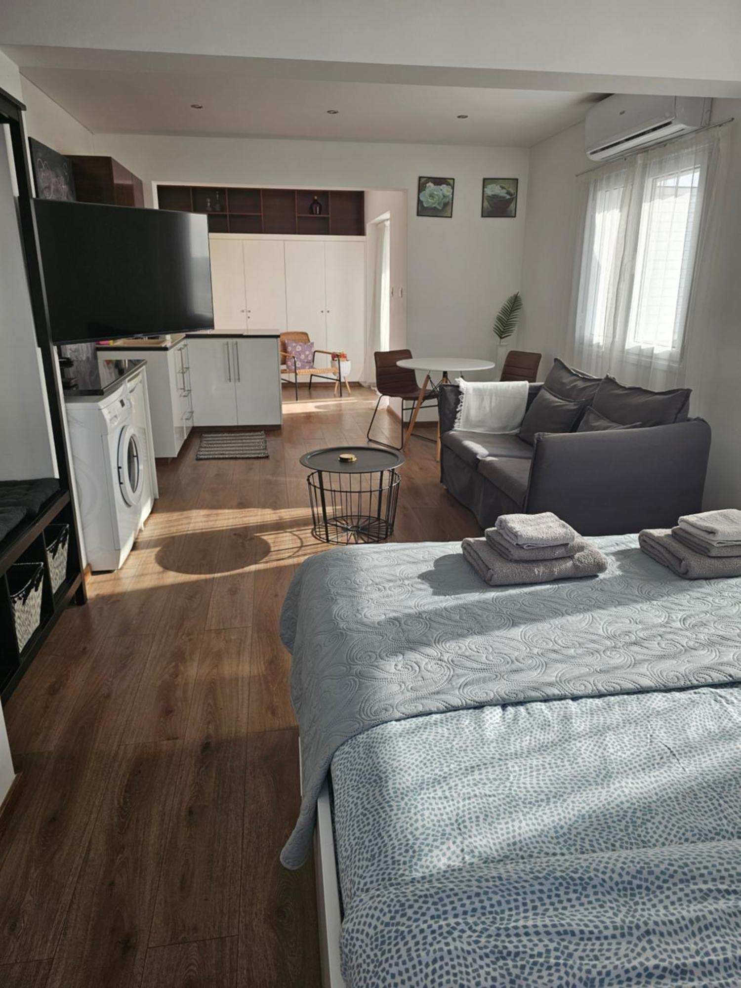 City Center Apartments Paphos Extérieur photo
