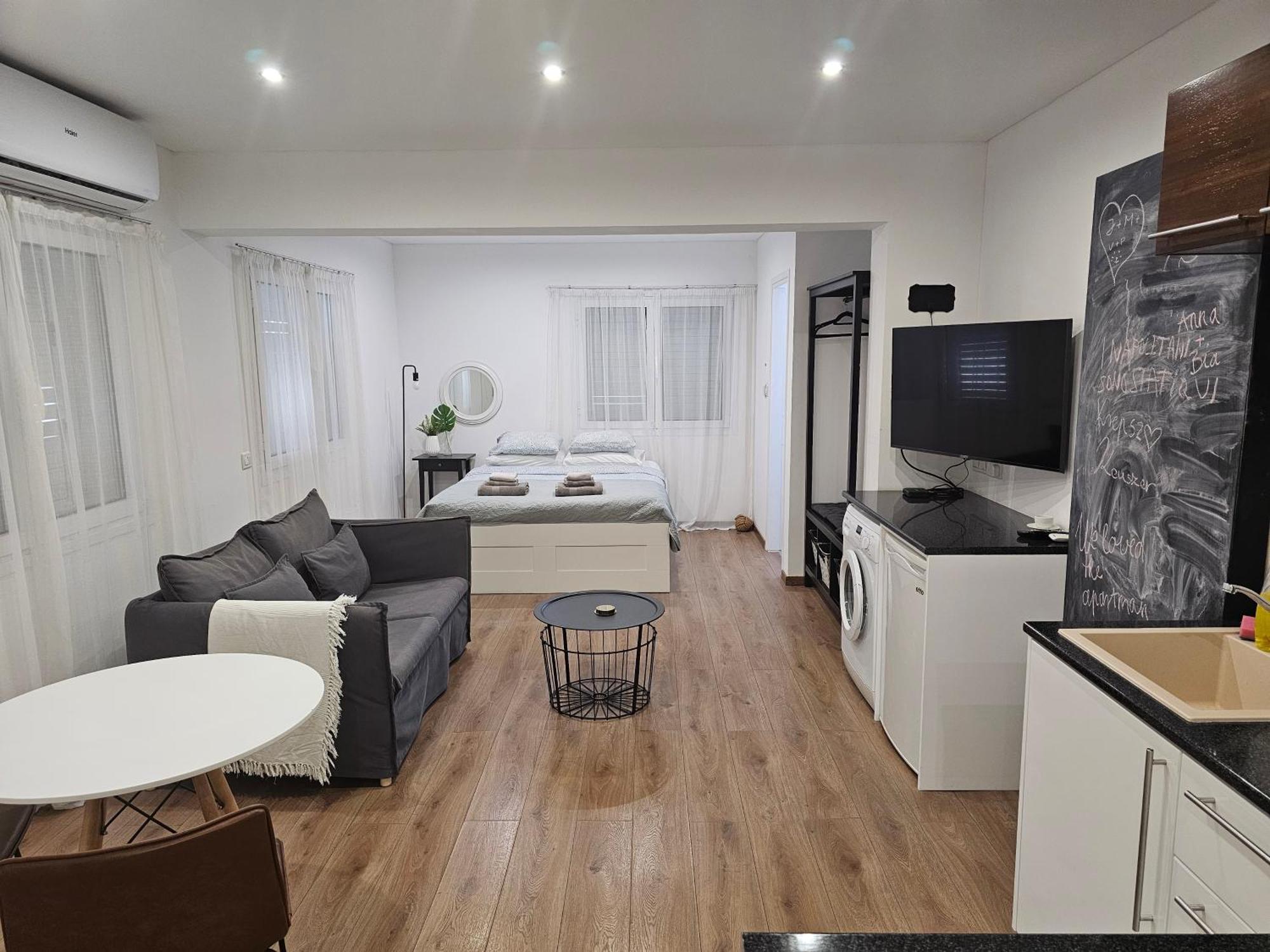 City Center Apartments Paphos Extérieur photo