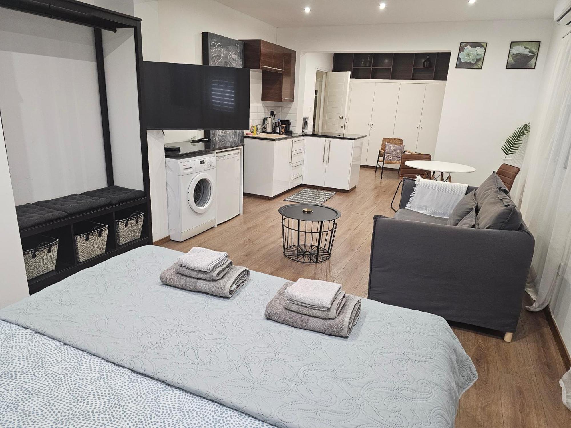 City Center Apartments Paphos Extérieur photo